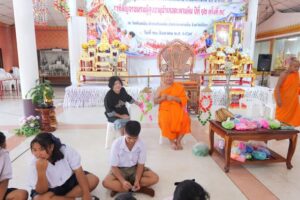 กิจกรรมเรียนรู้การทำตุง ศพอ.วัดทับหมัน